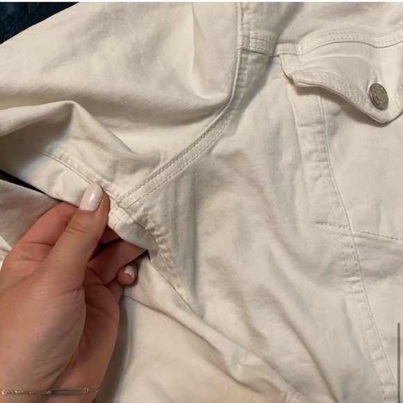 Dynamite White Denim Jacket - Picture 9 of 10